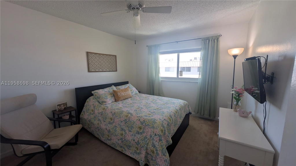 Real estate property located at 5300 Washington St T324, Broward, Beverly Hills Condo Numbe, Hollywood, FL