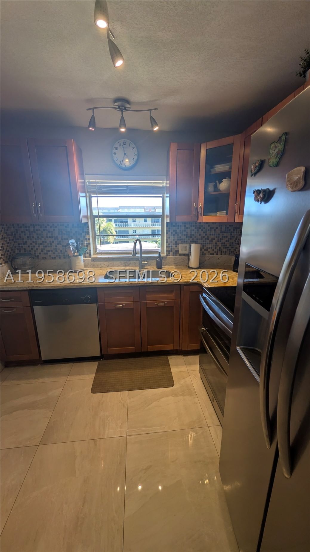 Real estate property located at 5300 Washington St T324, Broward, Beverly Hills Condo Numbe, Hollywood, FL