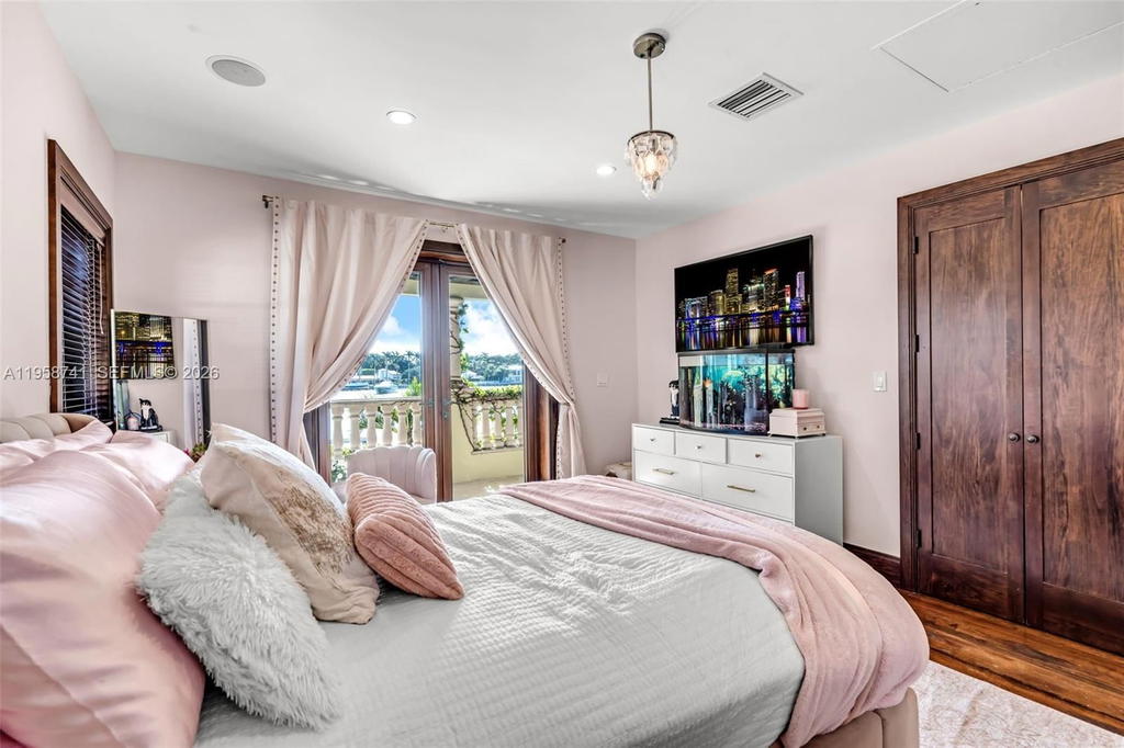 Real estate property located at 1398 Bay Dr, Miami-dade, Oceanside Sec Isle Of Nor, Miami Beach, FL