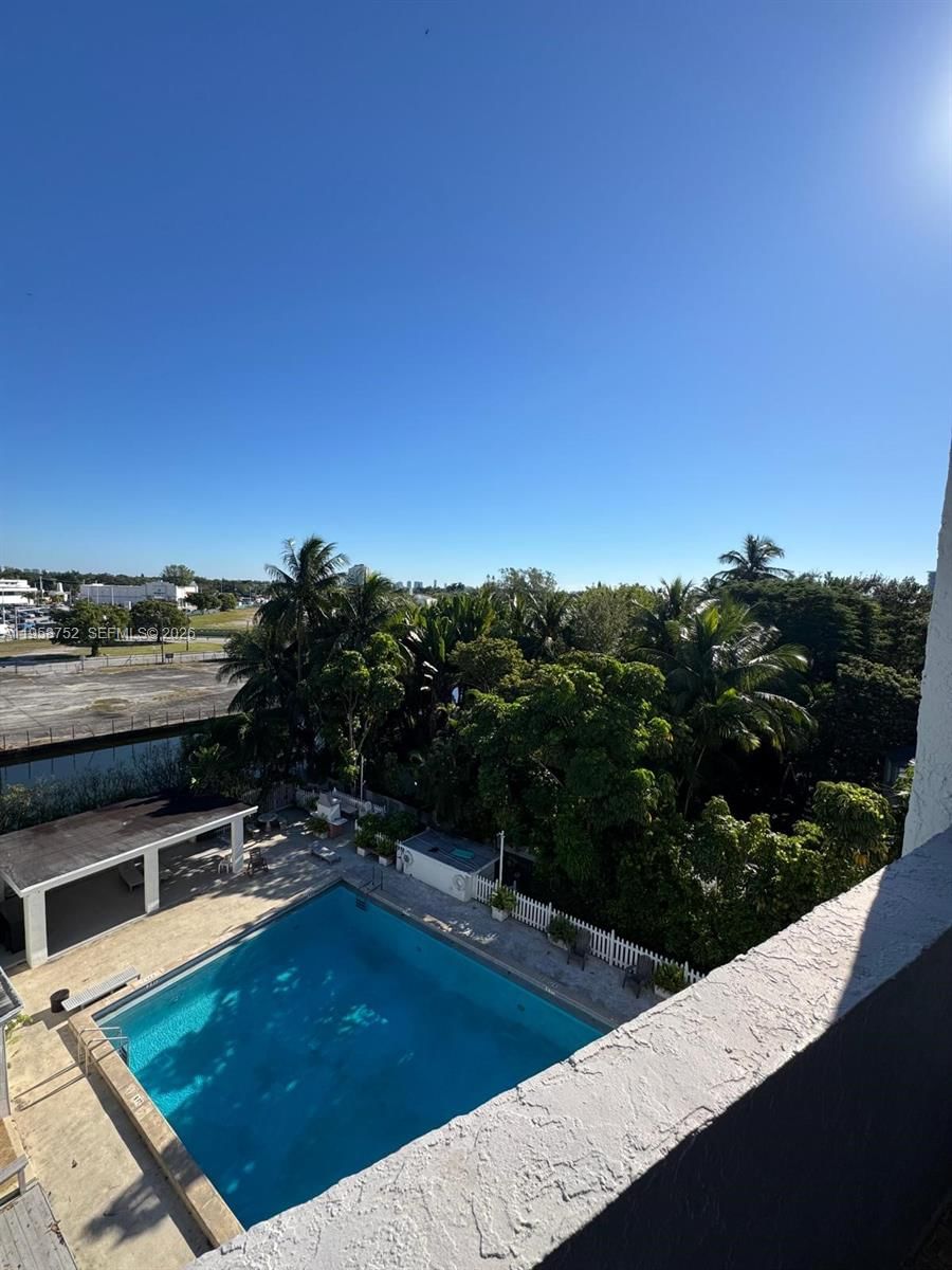 Real estate property located at 7801 4th Ct #516, Miami-dade, Riverview Village Condo, Miami, FL