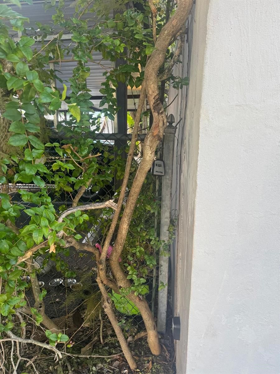 Real estate property located at 7801 4th Ct #516, Miami-dade, Riverview Village Condo, Miami, FL
