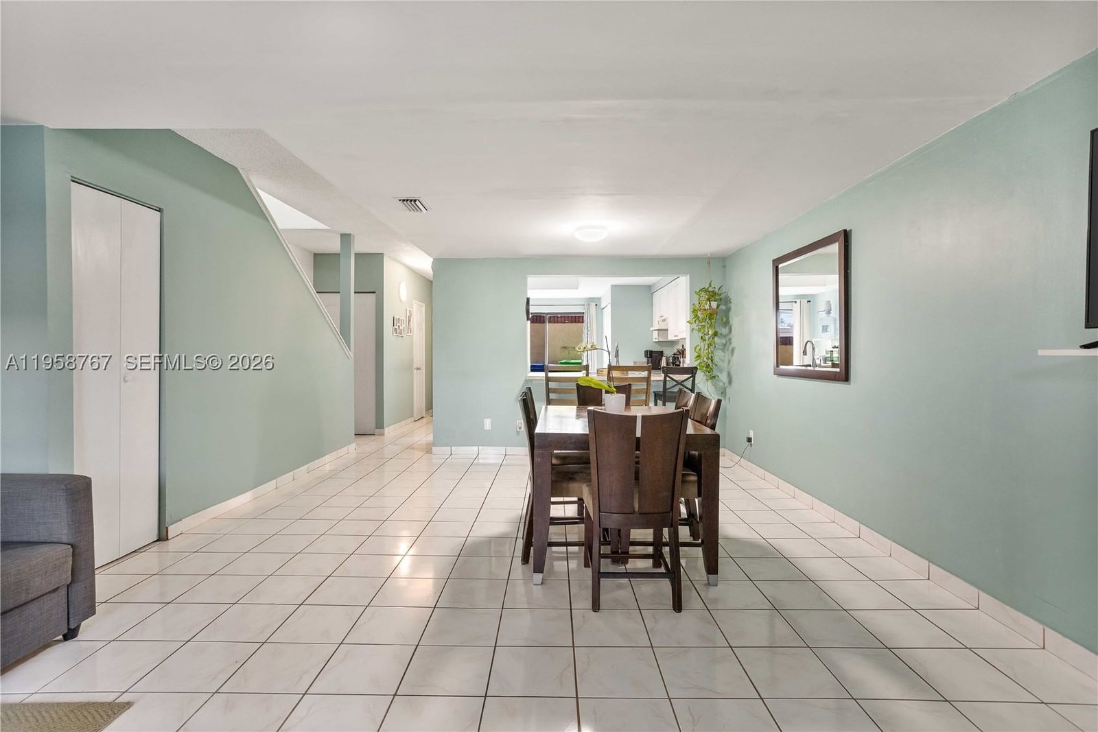 Real estate property located at 4713 Pine Island Rd, Broward, Springtree Lakes, Sunrise, FL