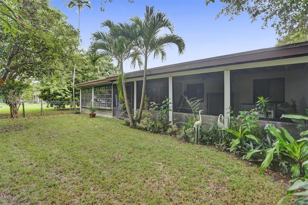 Real estate property located at 3255 60th Ave, Miami-dade, Schenley Park Sec 2, Miami, FL