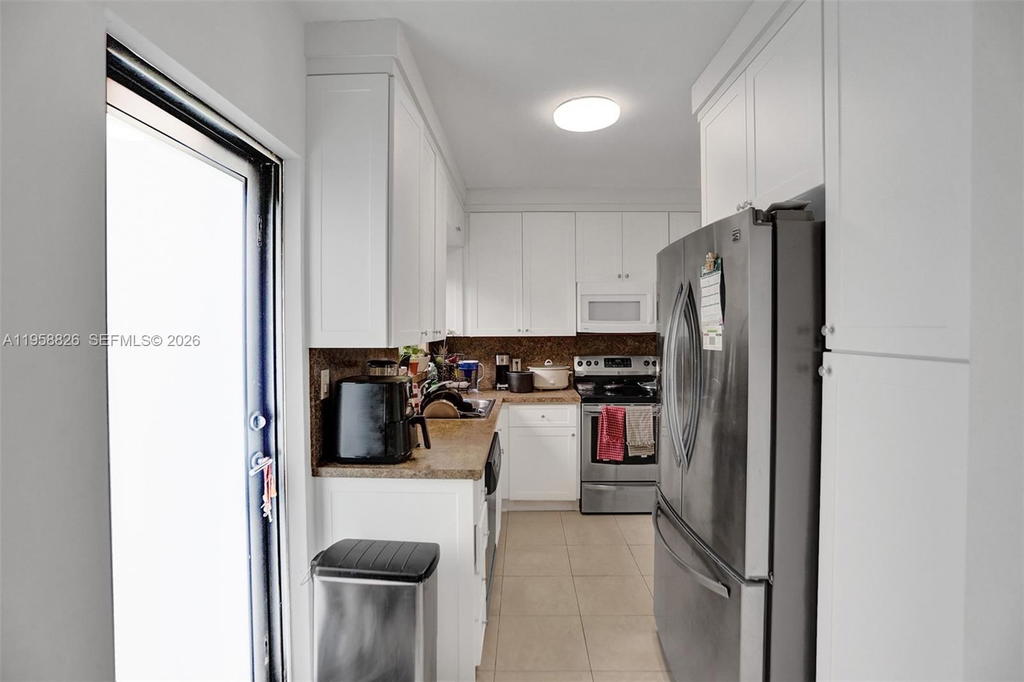 Real estate property located at 3255 60th Ave, Miami-dade, Schenley Park Sec 2, Miami, FL