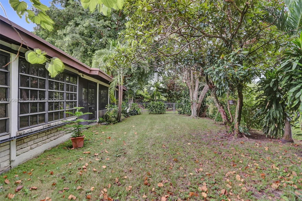 Real estate property located at 3255 60th Ave, Miami-dade, Schenley Park Sec 2, Miami, FL