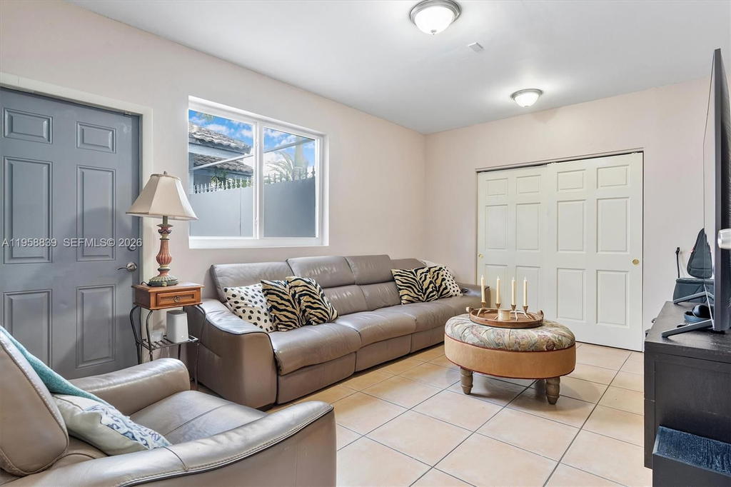 Real estate property located at 16834 70th Ave, Miami-dade, Lakes Of Palm Springs, Hialeah, FL