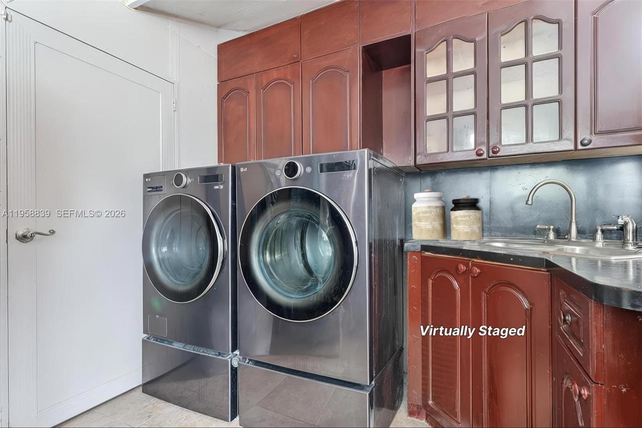 Real estate property located at 16834 70th Ave, Miami-dade, Lakes Of Palm Springs, Hialeah, FL