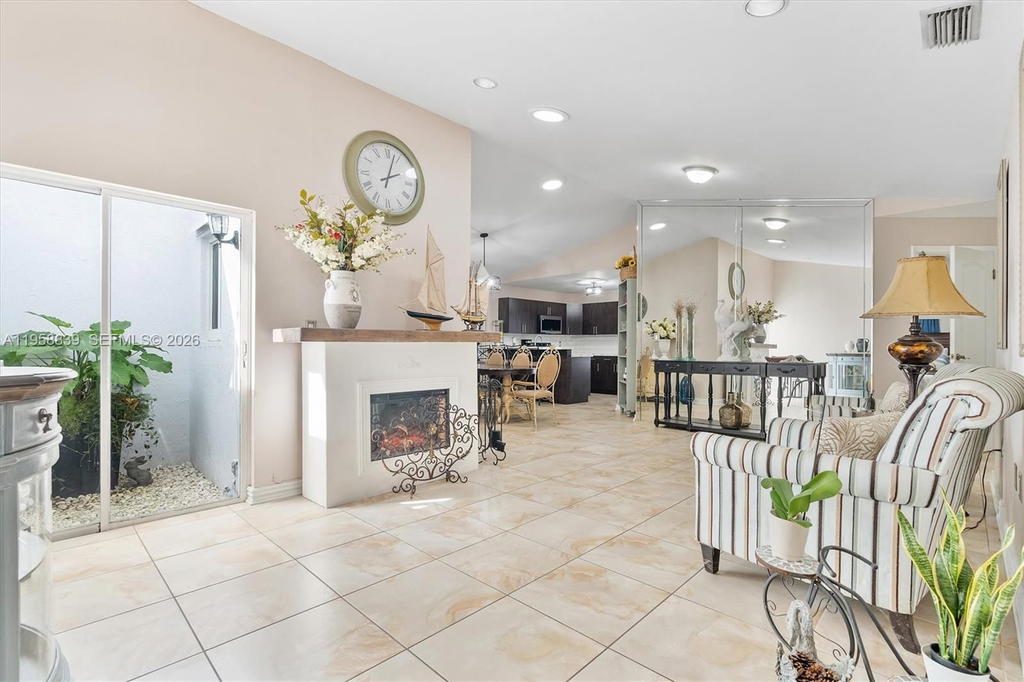 Real estate property located at 16834 70th Ave, Miami-dade, Lakes Of Palm Springs, Hialeah, FL