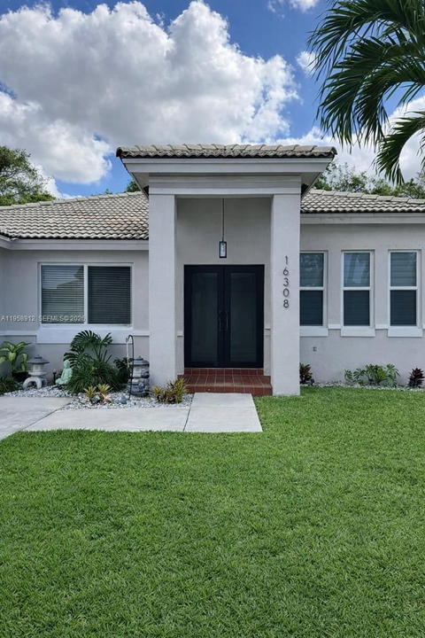 Real estate property located at 16308 83rd Ln, Miami-dade, Lago Mar West, Miami, FL
