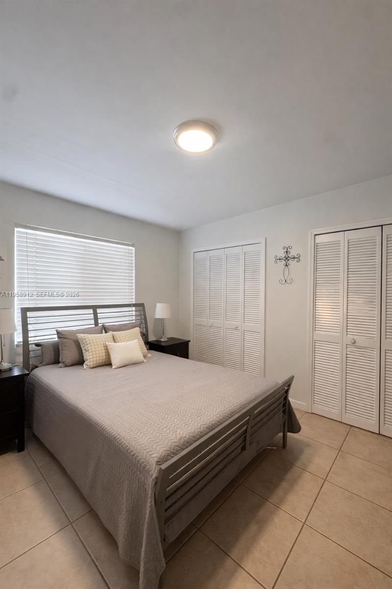 Real estate property located at 16308 83rd Ln, Miami-dade, Lago Mar West, Miami, FL