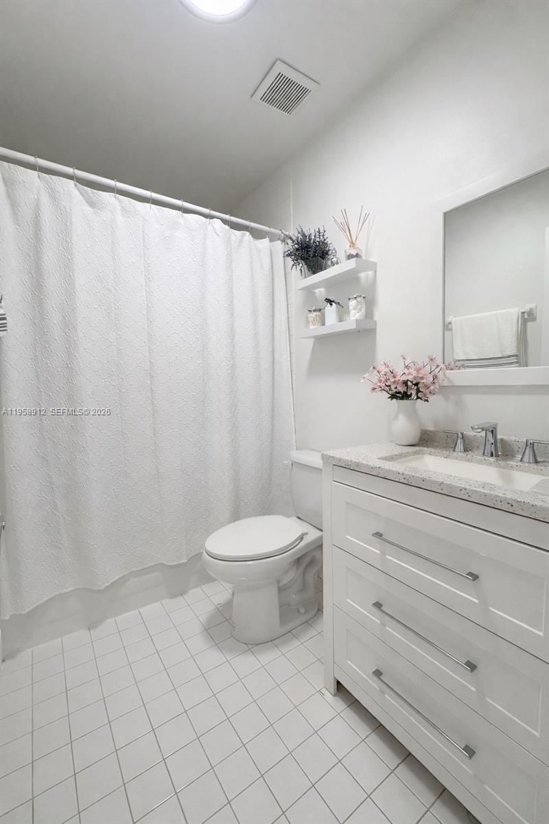 Real estate property located at 16308 83rd Ln, Miami-dade, Lago Mar West, Miami, FL