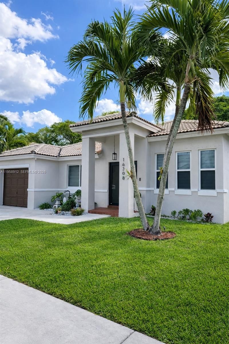 Real estate property located at 16308 83rd Ln, Miami-dade, Lago Mar West, Miami, FL