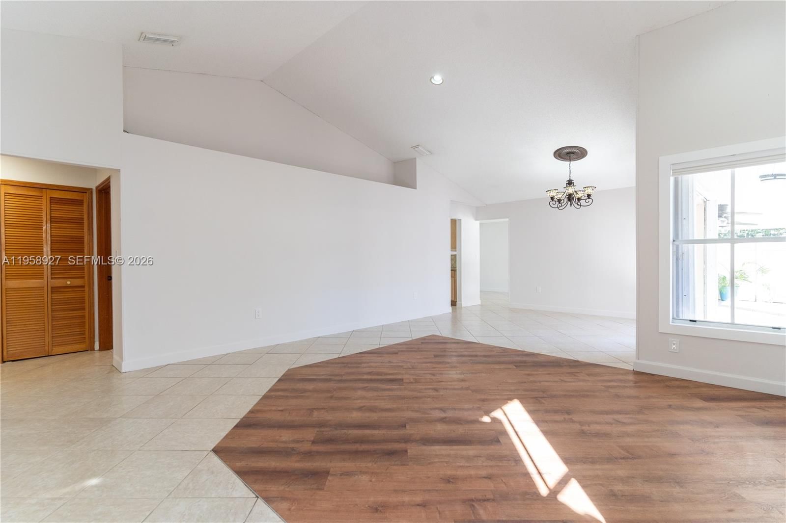 Real estate property located at 933 133rd Ct, Miami-dade, Venezia Homes Estates Ist, Miami, FL