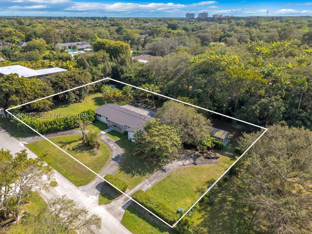 Real estate property located at 6440 129th Ter, Miami-dade, Hallmark Heights Estates, Pinecrest, FL