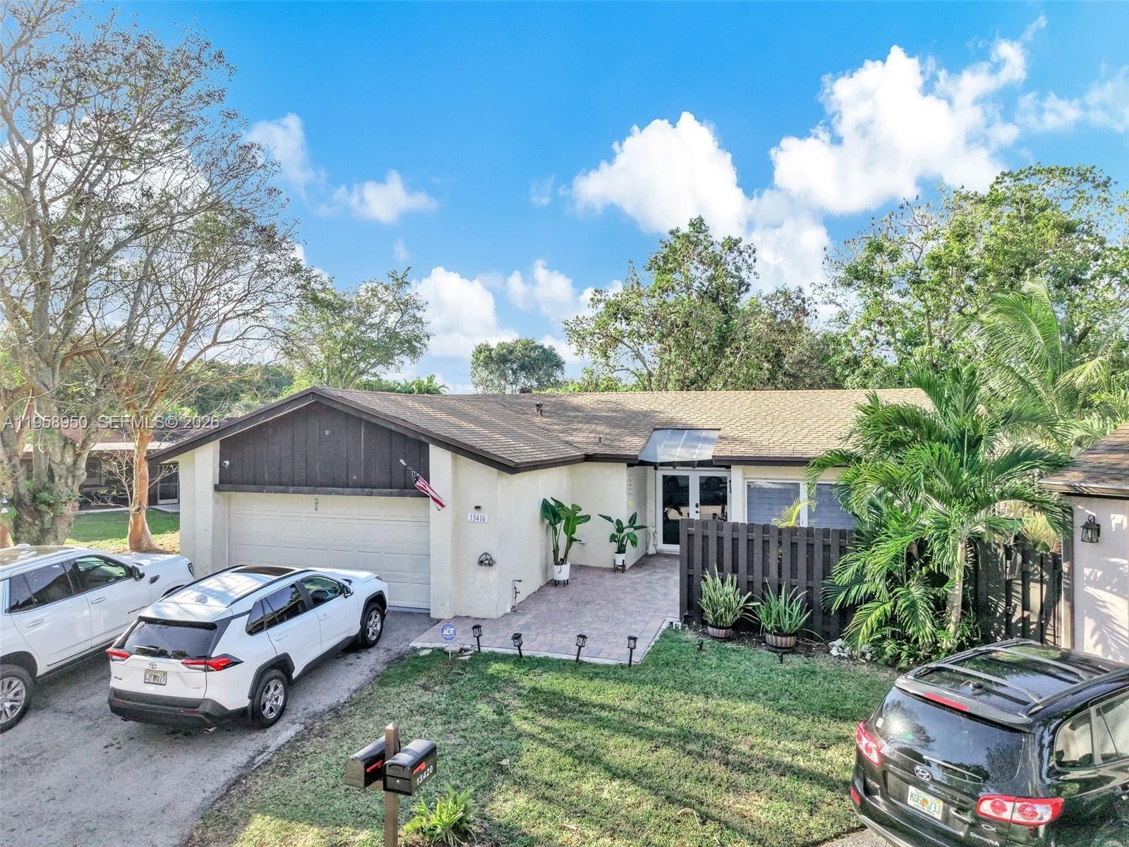 Real estate property located at 13416 108th St Cir N, Miami-dade, Crossings Sec 4, The, Miami, FL