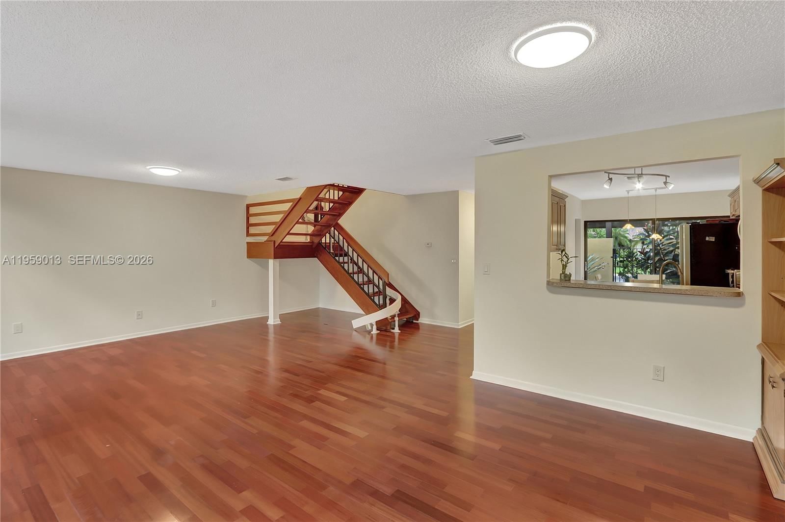 Real estate property located at 9845 Costa Del Sol Blvd B-103, Miami-dade, Costa Del Sol Condo E, Doral, FL