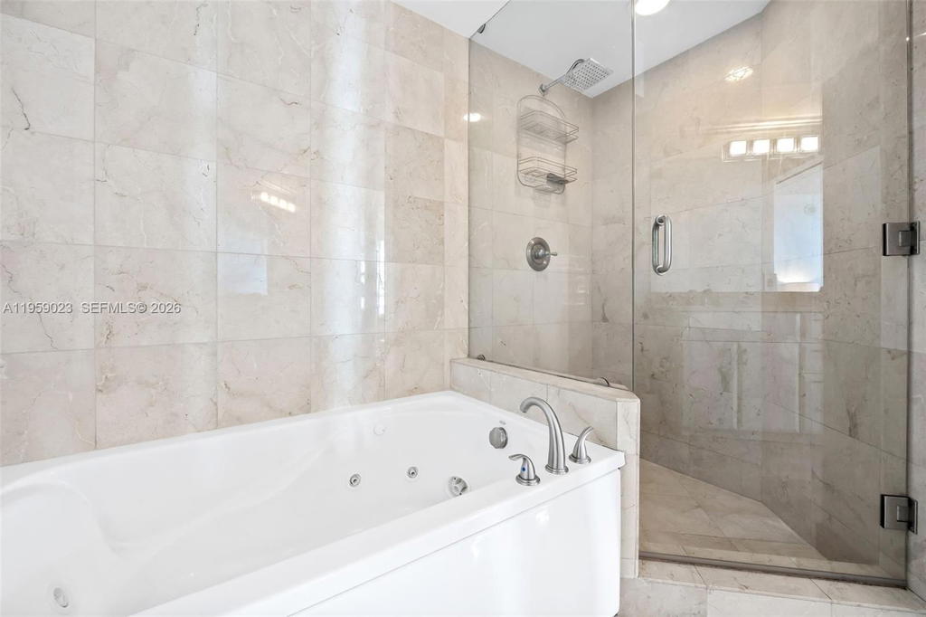 Real estate property located at 6365 Collins Ave #1008, Miami-dade, Akoya Condo, Miami Beach, FL