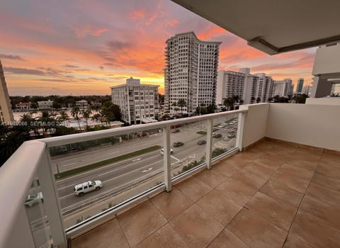 Real estate property located at 5601 Collins Ave #720, Miami-dade, The Pavilion Condo, Miami Beach, FL
