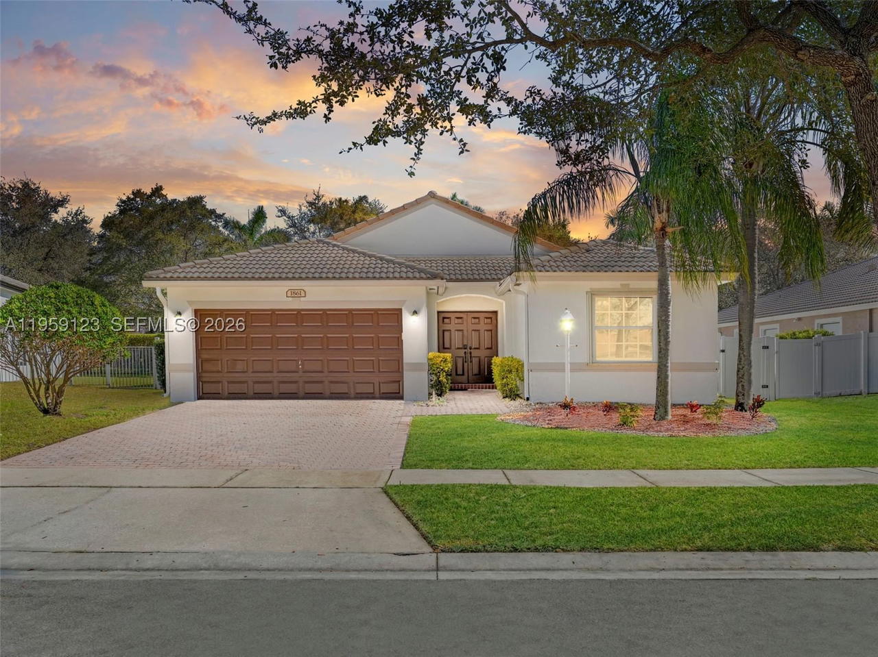 Real estate property located at 1861 142nd Ter, Broward, Pembroke Falls Phase 7, Pembroke Pines, FL