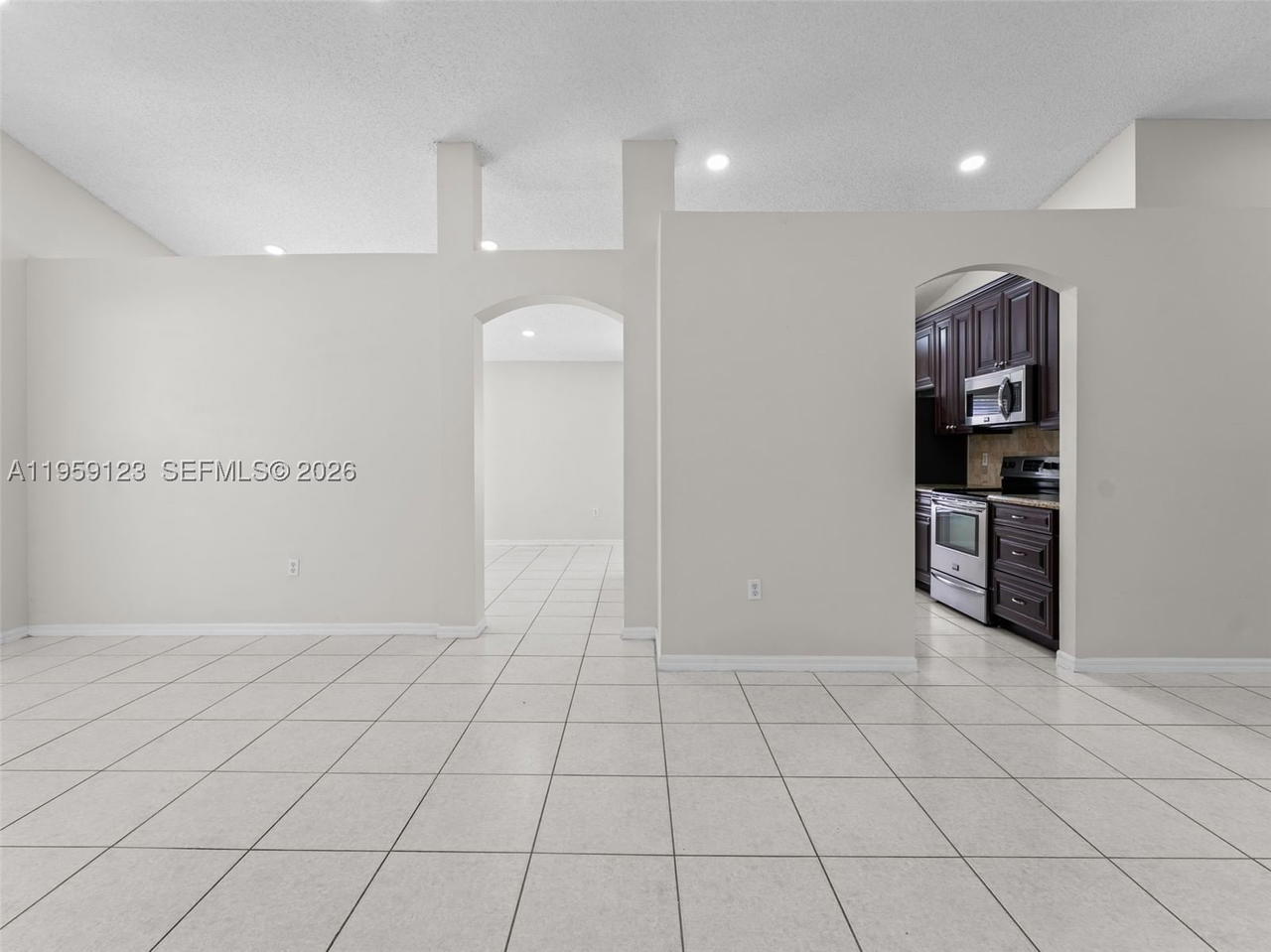 Real estate property located at 1861 142nd Ter, Broward, Pembroke Falls Phase 7, Pembroke Pines, FL