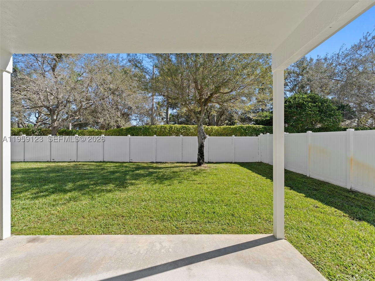Real estate property located at 1861 142nd Ter, Broward, Pembroke Falls Phase 7, Pembroke Pines, FL