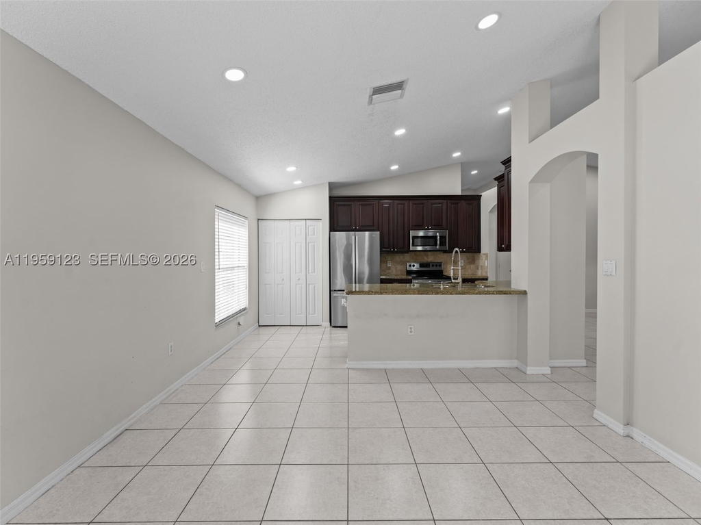 Real estate property located at 1861 142nd Ter, Broward, Pembroke Falls Phase 7, Pembroke Pines, FL