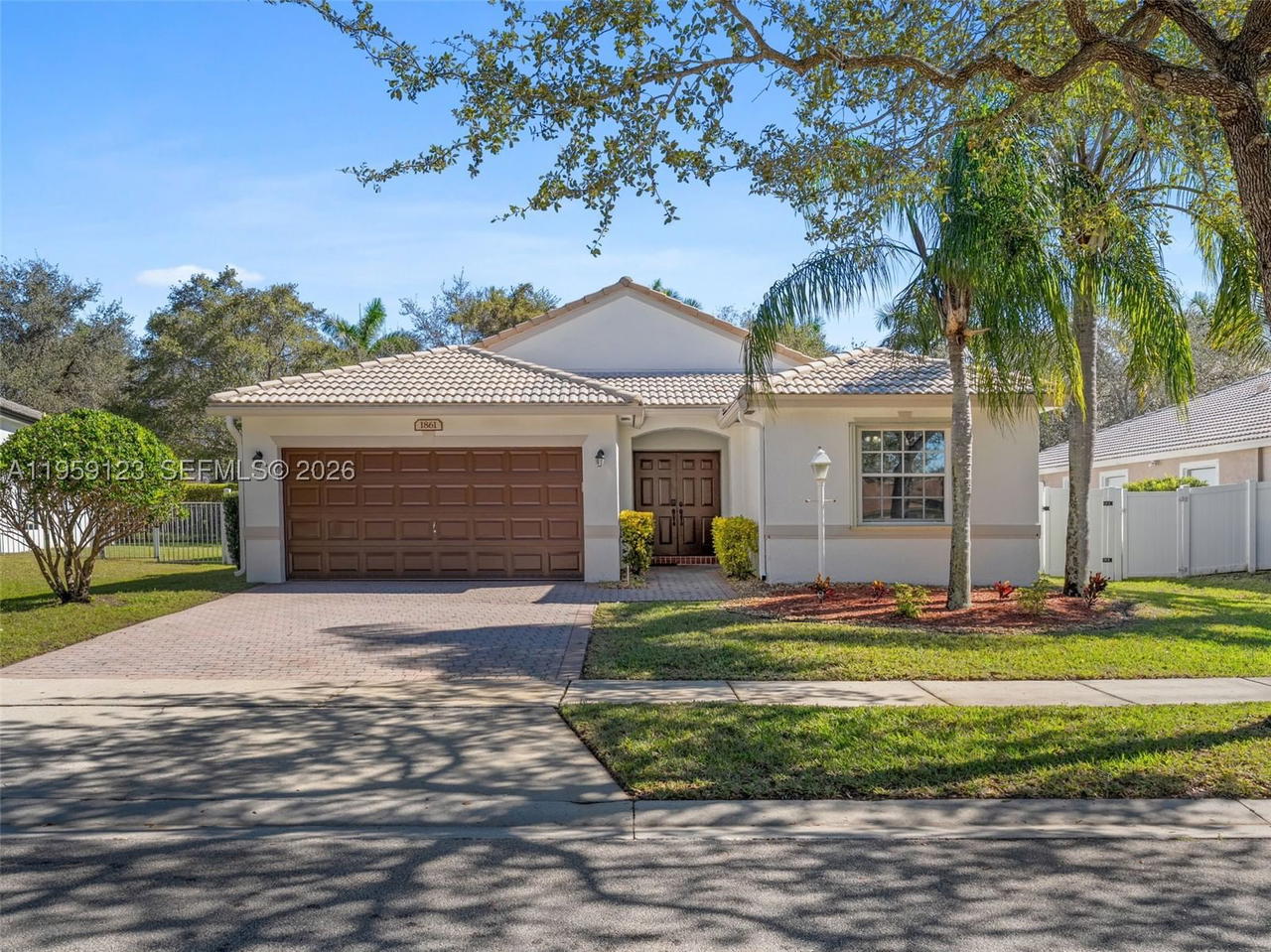 Real estate property located at 1861 142nd Ter, Broward, Pembroke Falls Phase 7, Pembroke Pines, FL