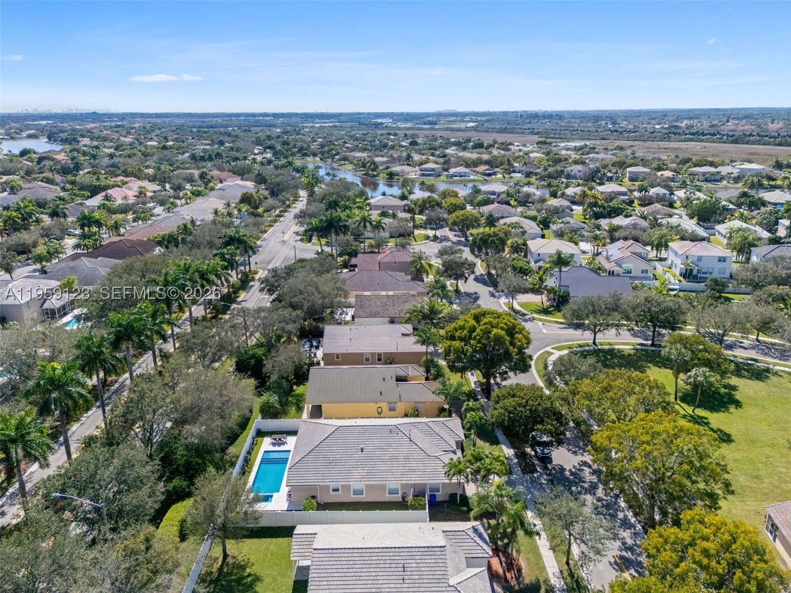 Real estate property located at 1861 142nd Ter, Broward, Pembroke Falls Phase 7, Pembroke Pines, FL