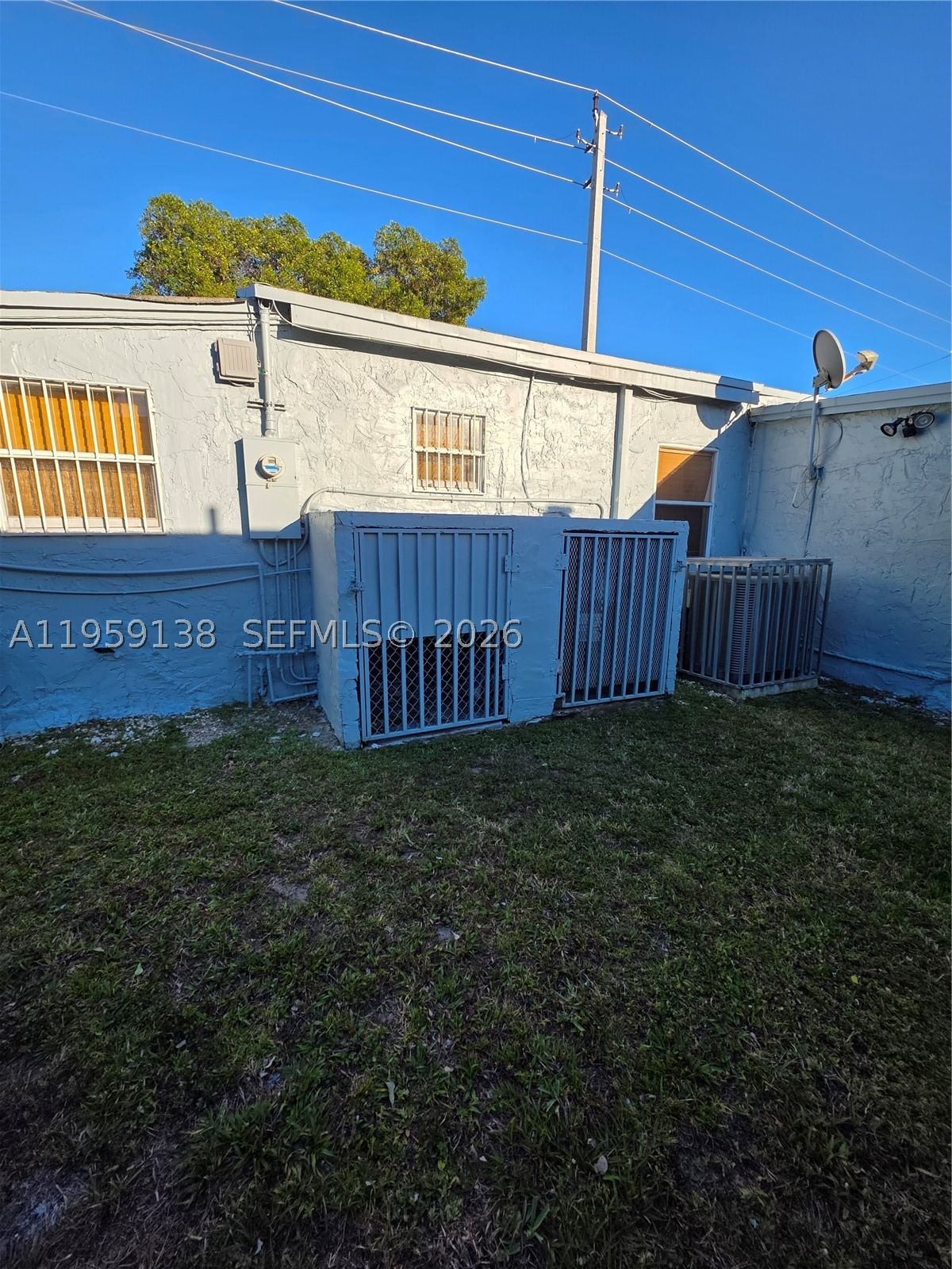 Real estate property located at 2401 56th St, Miami-dade, Syrola Pines, Miami, FL