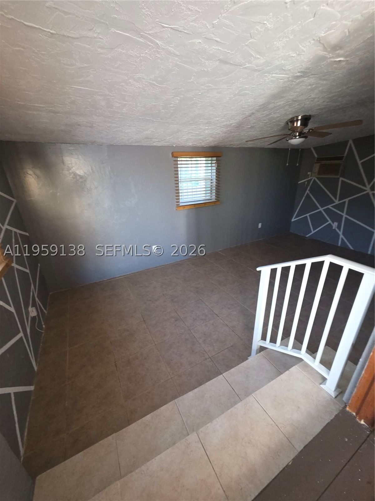 Real estate property located at 2401 56th St, Miami-dade, Syrola Pines, Miami, FL