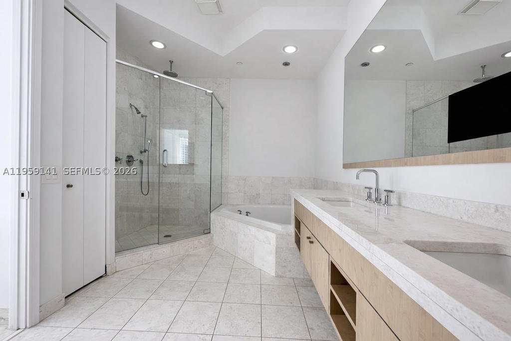 Real estate property located at 900 Brickell Key Blvd #2405, Miami-dade, Asia Condo, Miami, FL