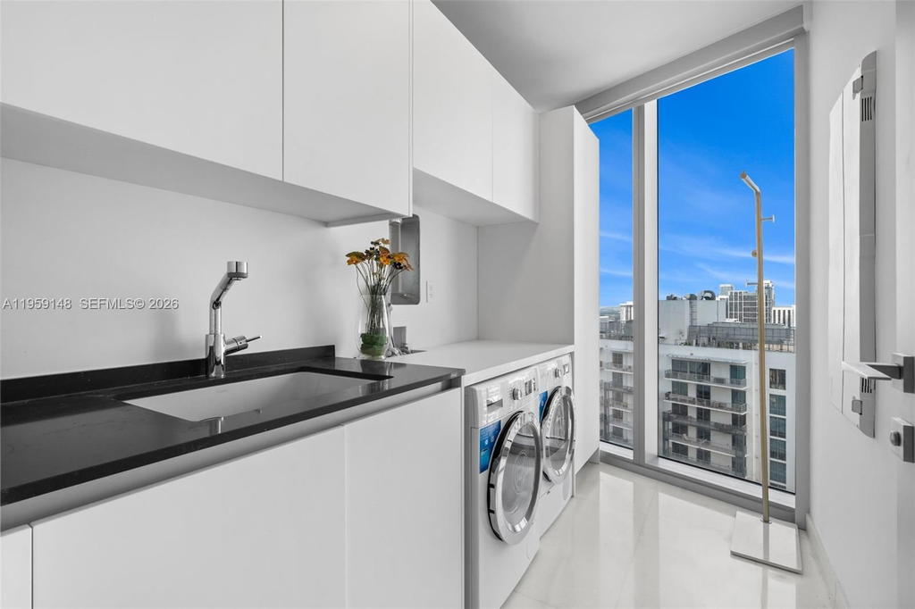Real estate property located at 300 Biscayne Blvd Way #4602, Miami-dade, Aston Martin, Miami, FL