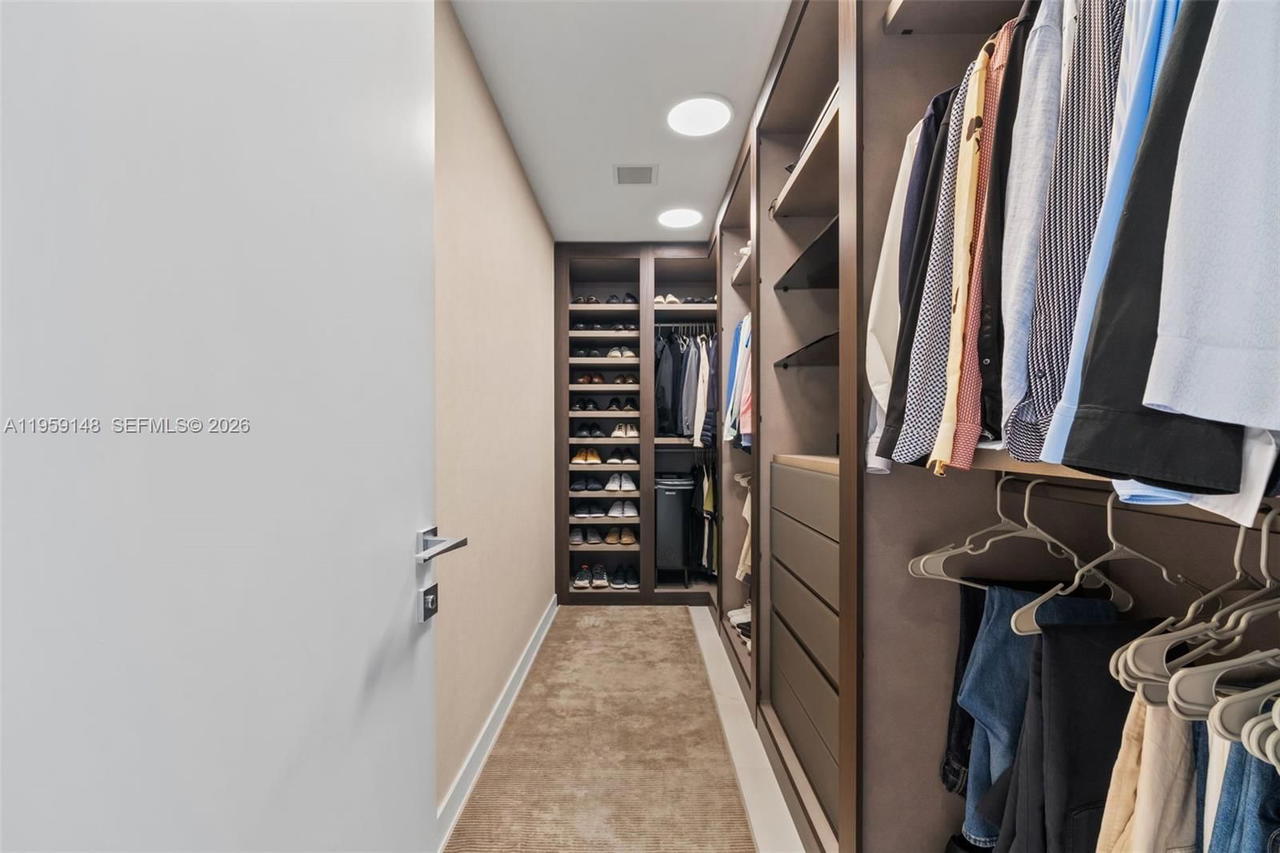 Real estate property located at 300 Biscayne Blvd Way #4602, Miami-dade, Aston Martin, Miami, FL