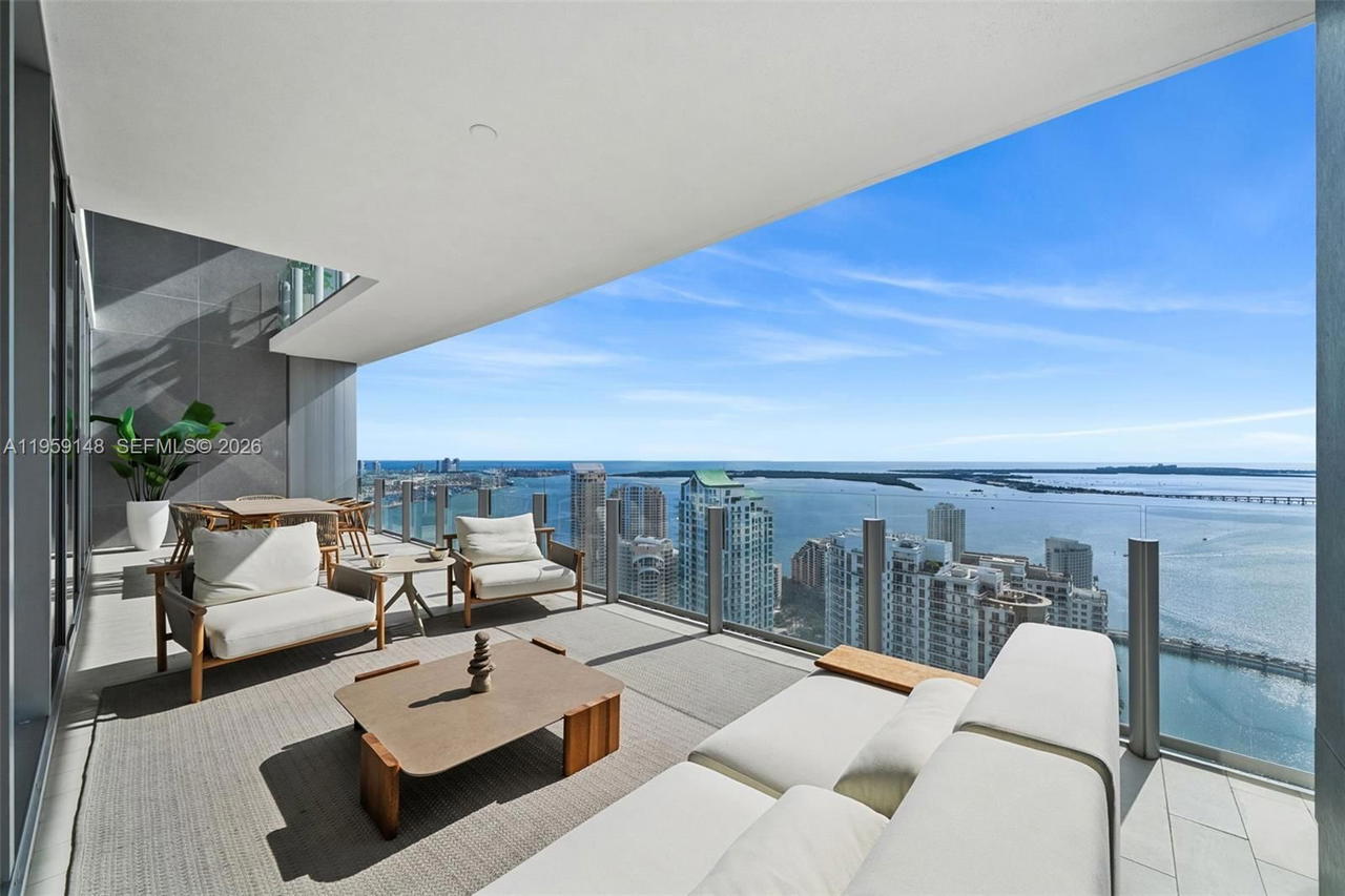 Real estate property located at 300 Biscayne Blvd Way #4602, Miami-dade, Aston Martin, Miami, FL