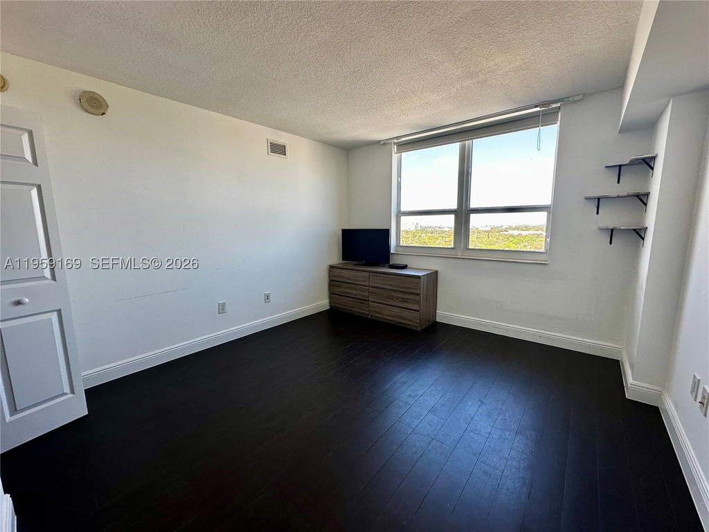 Real estate property located at 3232 22nd Ter #1604, Miami-dade, Gables Marquis Condo, Miami, FL