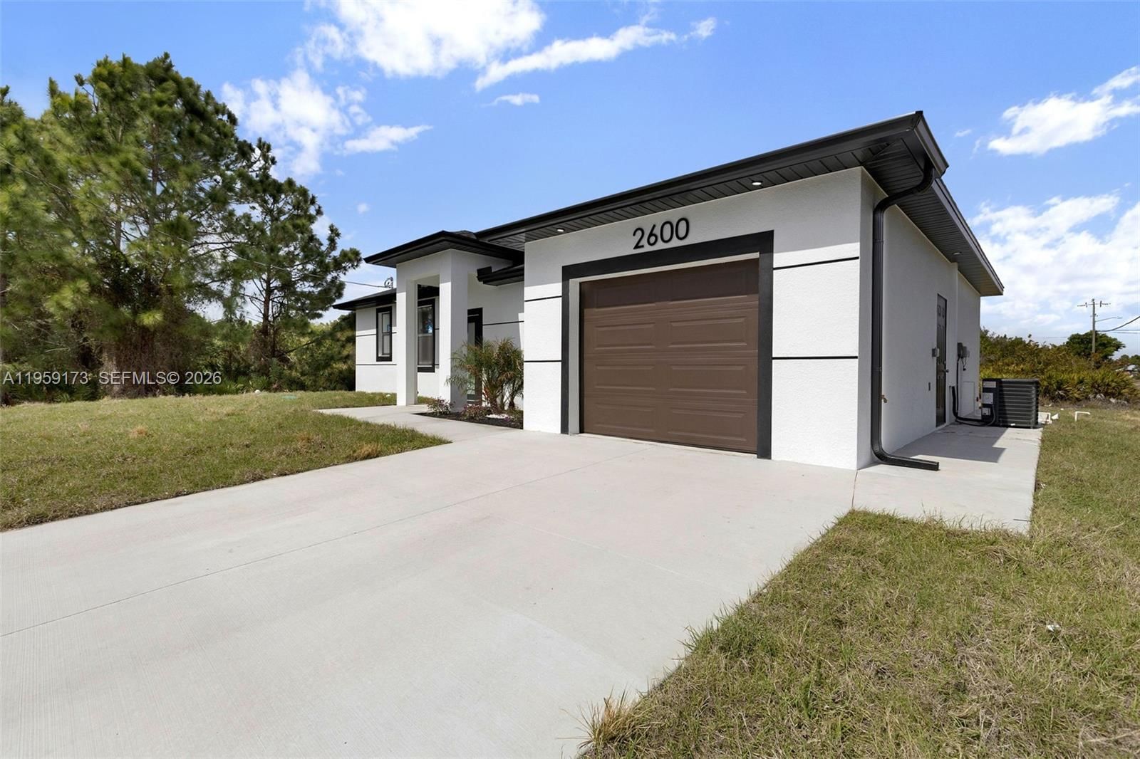 Real estate property located at 2600 14TH ST SW, Lee, Lehigh Acres, Lehigh Acres, FL