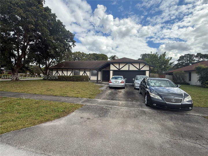 Real estate property located at 1140 78th Ter, Broward, Marcano Estates, Plantation, FL