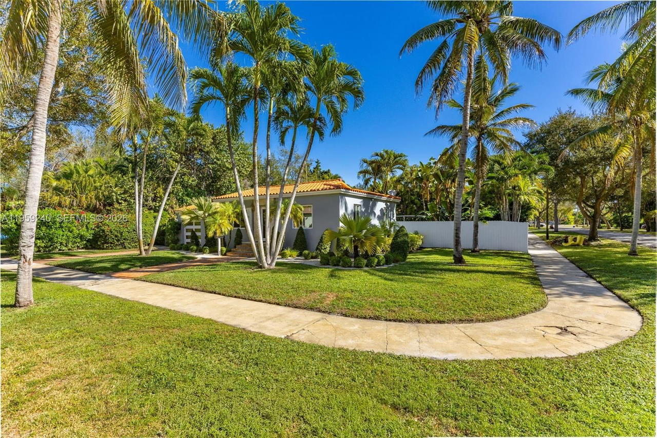 Real estate property located at 9301 2nd Pl, Miami-dade, Odell Manors, Miami Shores, FL
