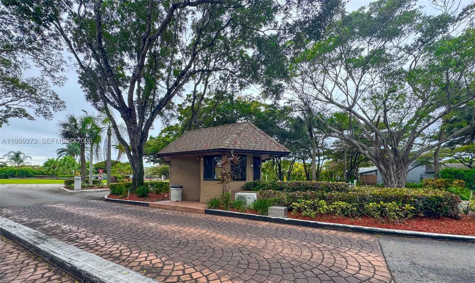 Real estate property located at 2050 37th Ave, Broward, Lakeview Homes, Coconut Creek, FL
