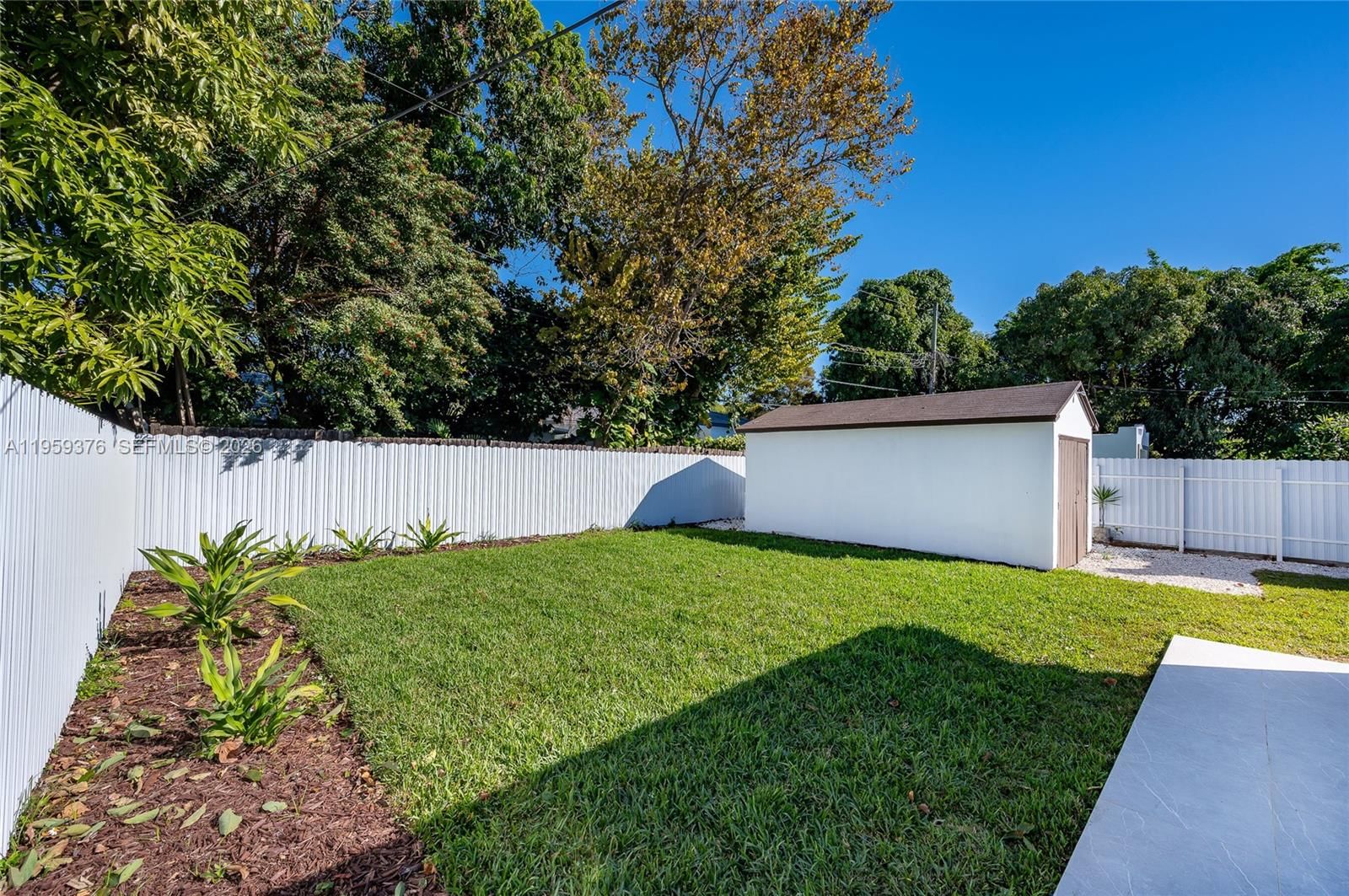 Real estate property located at 2363 11th Ter, Miami-dade, Byan Park, Miami, FL