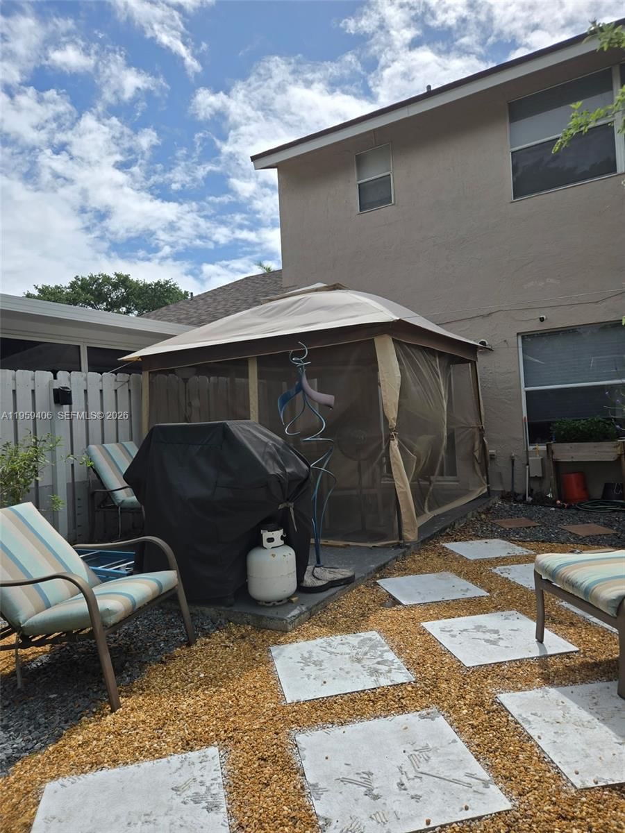 Real estate property located at 4925 Lakes Dr, Broward, The Lakes, Deerfield Beach, FL