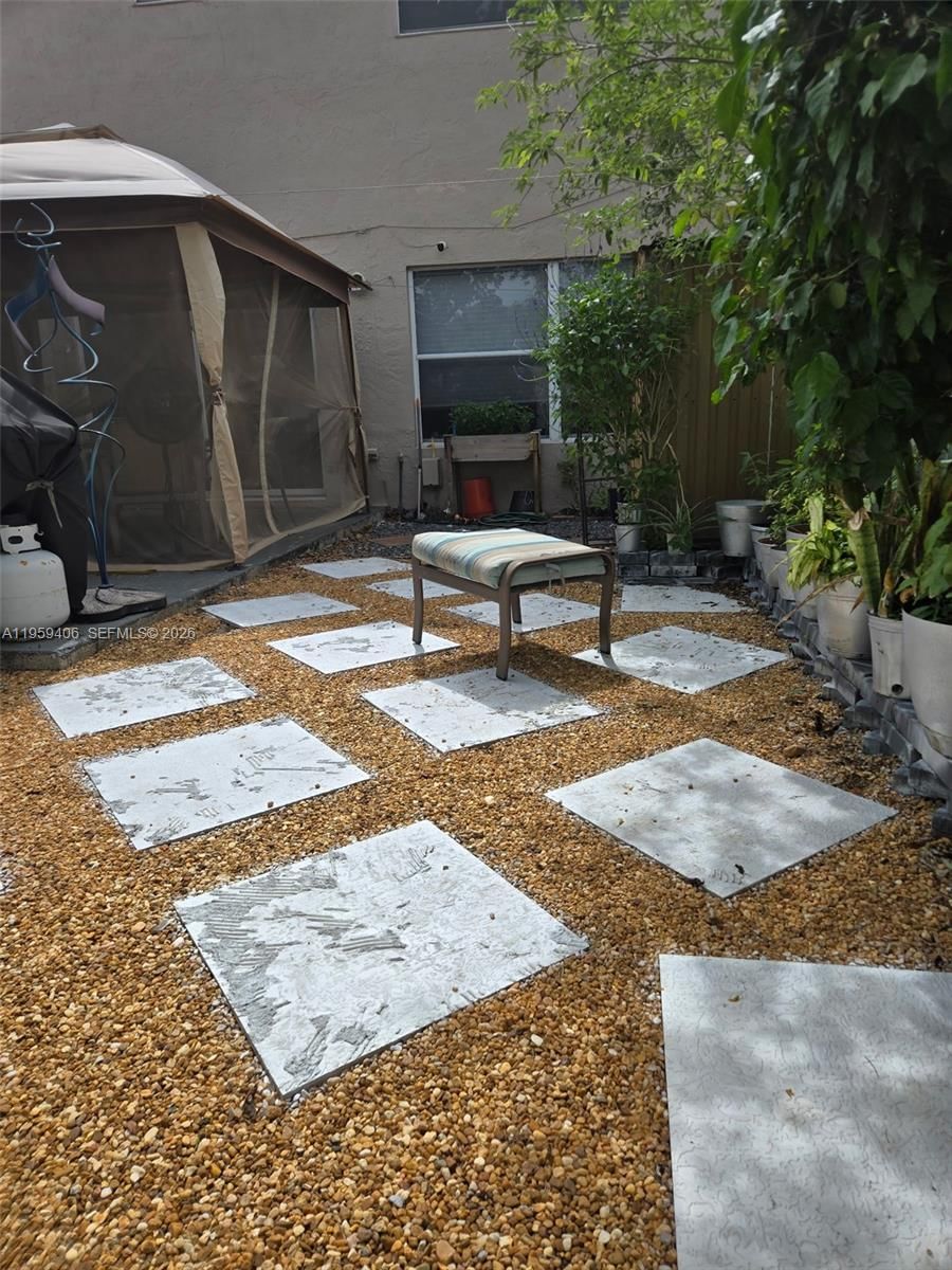 Real estate property located at 4925 Lakes Dr, Broward, The Lakes, Deerfield Beach, FL