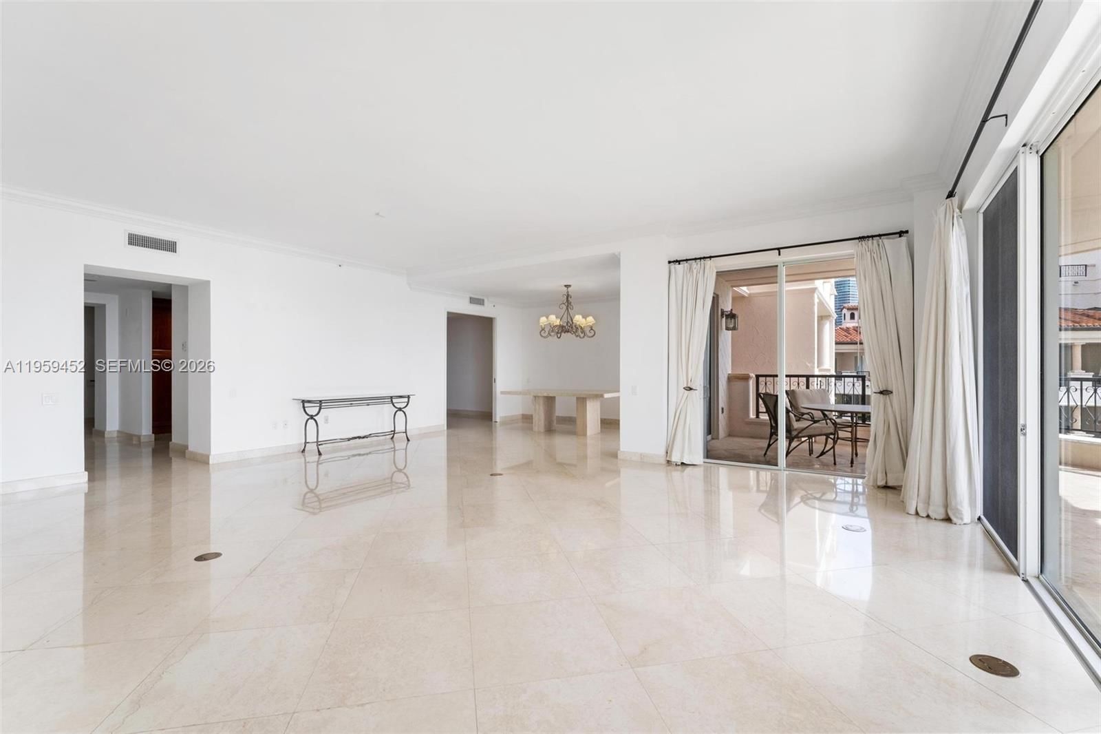 Real estate property located at 7600 Fisher Island Dr #7662, Miami-dade, 7600 Oceanside At Fisher, Miami Beach, FL