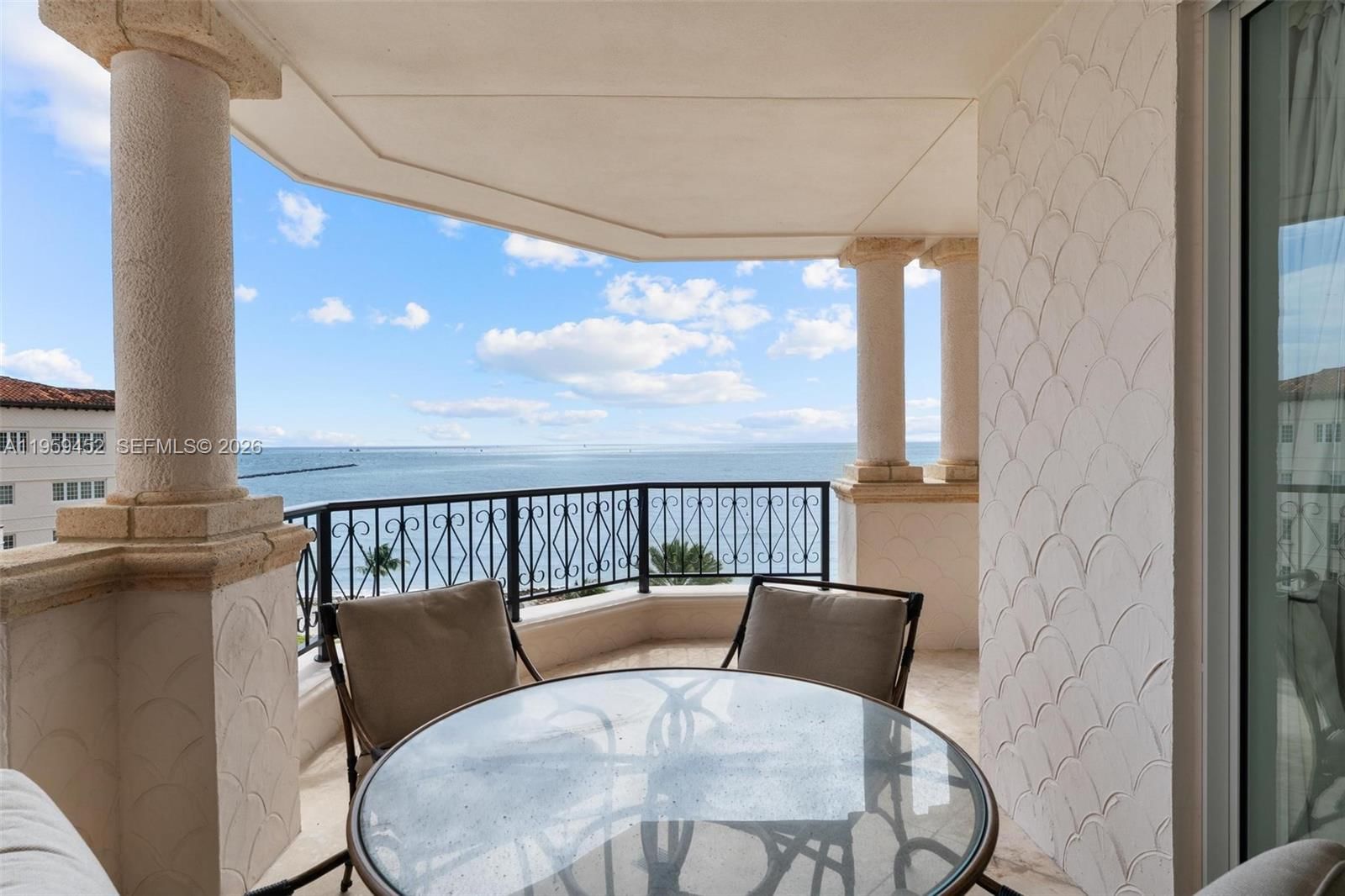 Real estate property located at 7600 Fisher Island Dr #7662, Miami-dade, 7600 Oceanside At Fisher, Miami Beach, FL