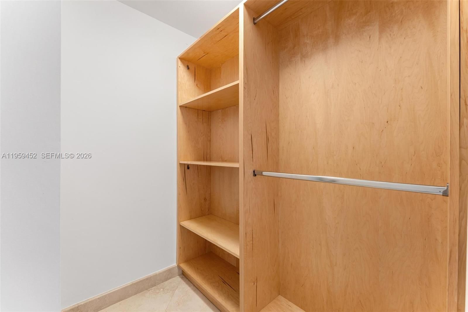 Real estate property located at 7600 Fisher Island Dr #7662, Miami-dade, 7600 Oceanside At Fisher, Miami Beach, FL