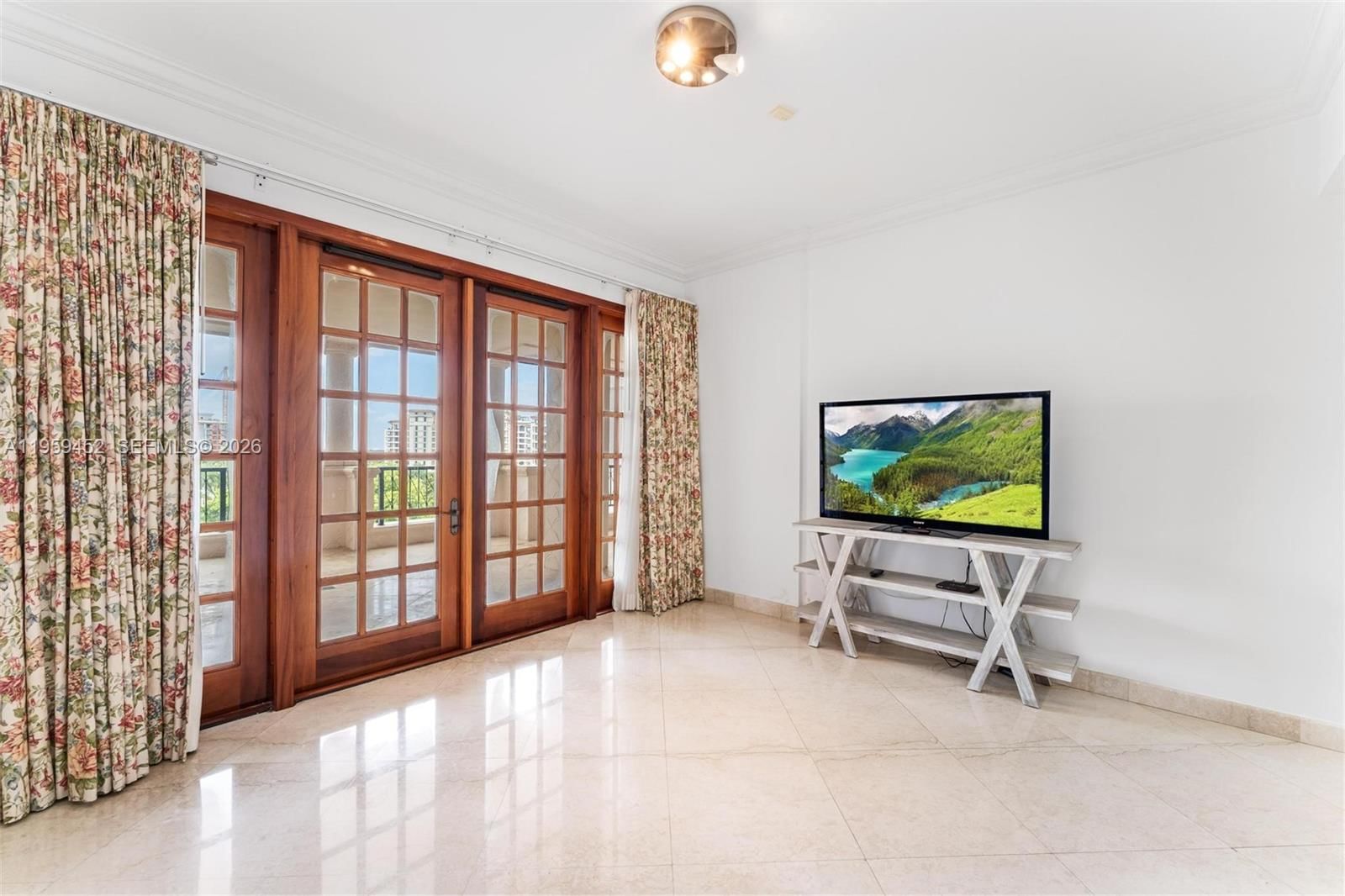 Real estate property located at 7600 Fisher Island Dr #7662, Miami-dade, 7600 Oceanside At Fisher, Miami Beach, FL