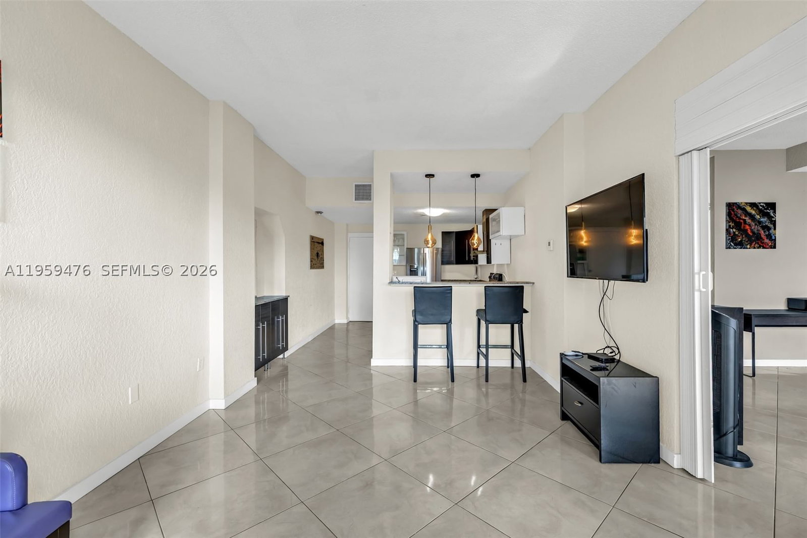 Real estate property located at 11111 Biscayne Blvd #116, Miami-dade, Jockey Club Condo, Miami, FL