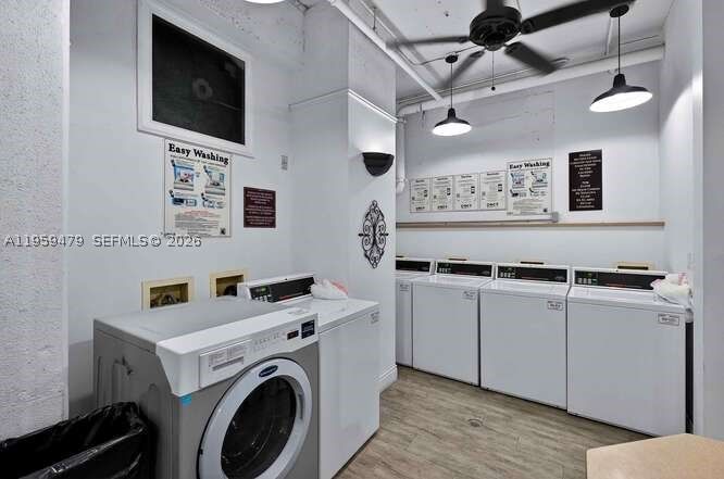 Real estate property located at 2901 Bayshore Dr #17D, Miami-dade, Yacht Harbour Condo, Coconut Grove, FL