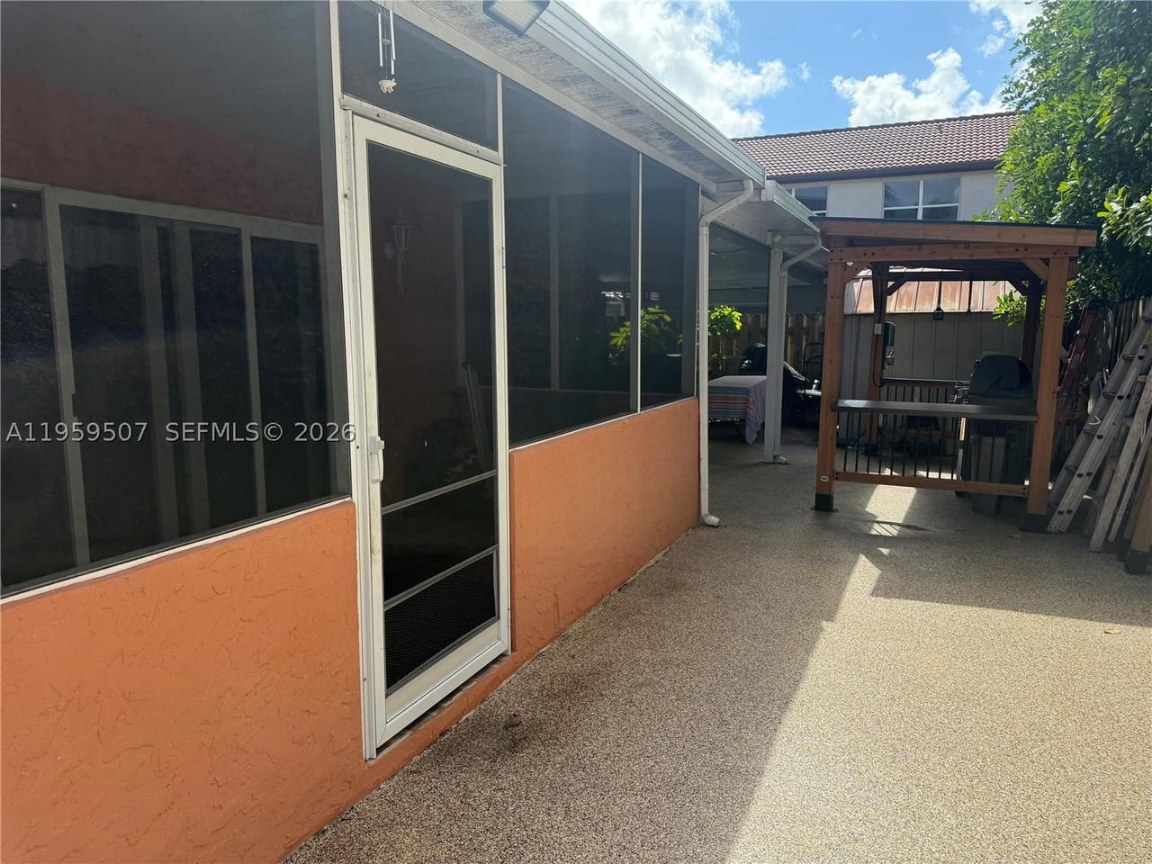Real estate property located at 5320 190th St, Miami-dade, Monterrey 2nd Addn, Miami Gardens, FL