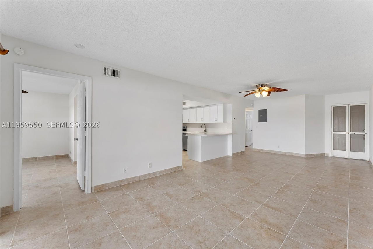 Real estate property located at 3150 Leewood Ter L124, Palm Beach, Lake Windwood Condo, Boca Raton, FL